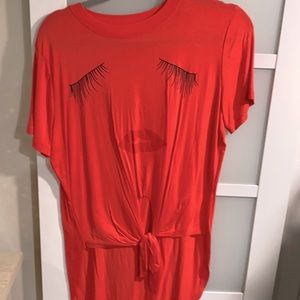 Coral tee high low back